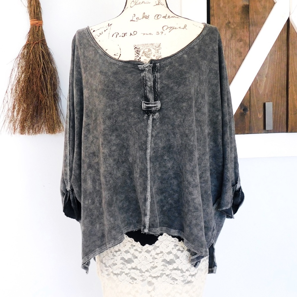 Free People Top size medium charcoal gray